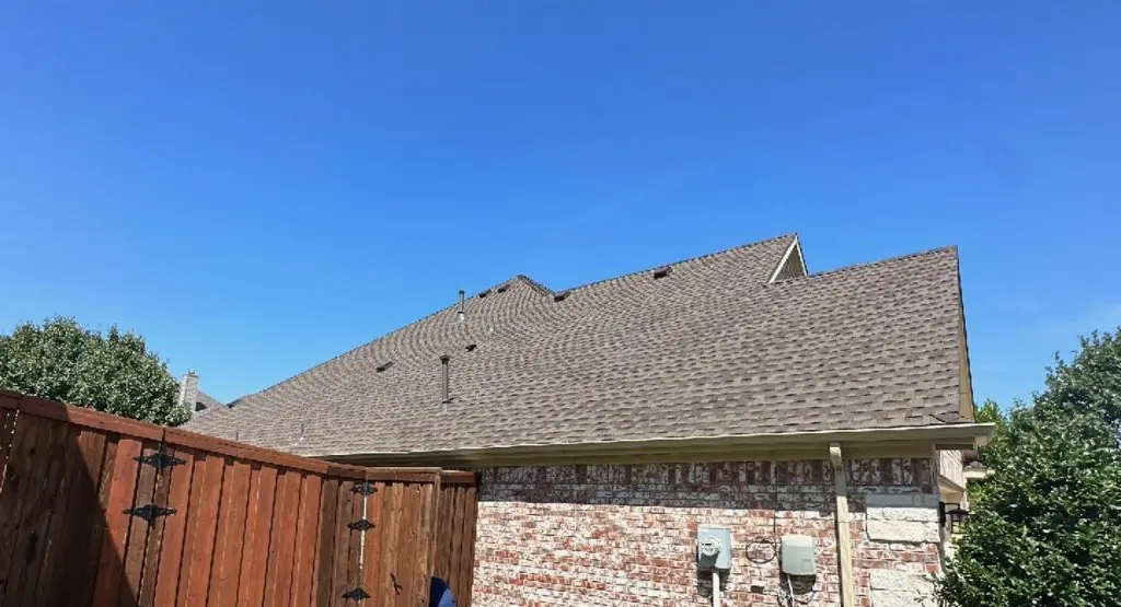 Completed roof replacement project in Sandy